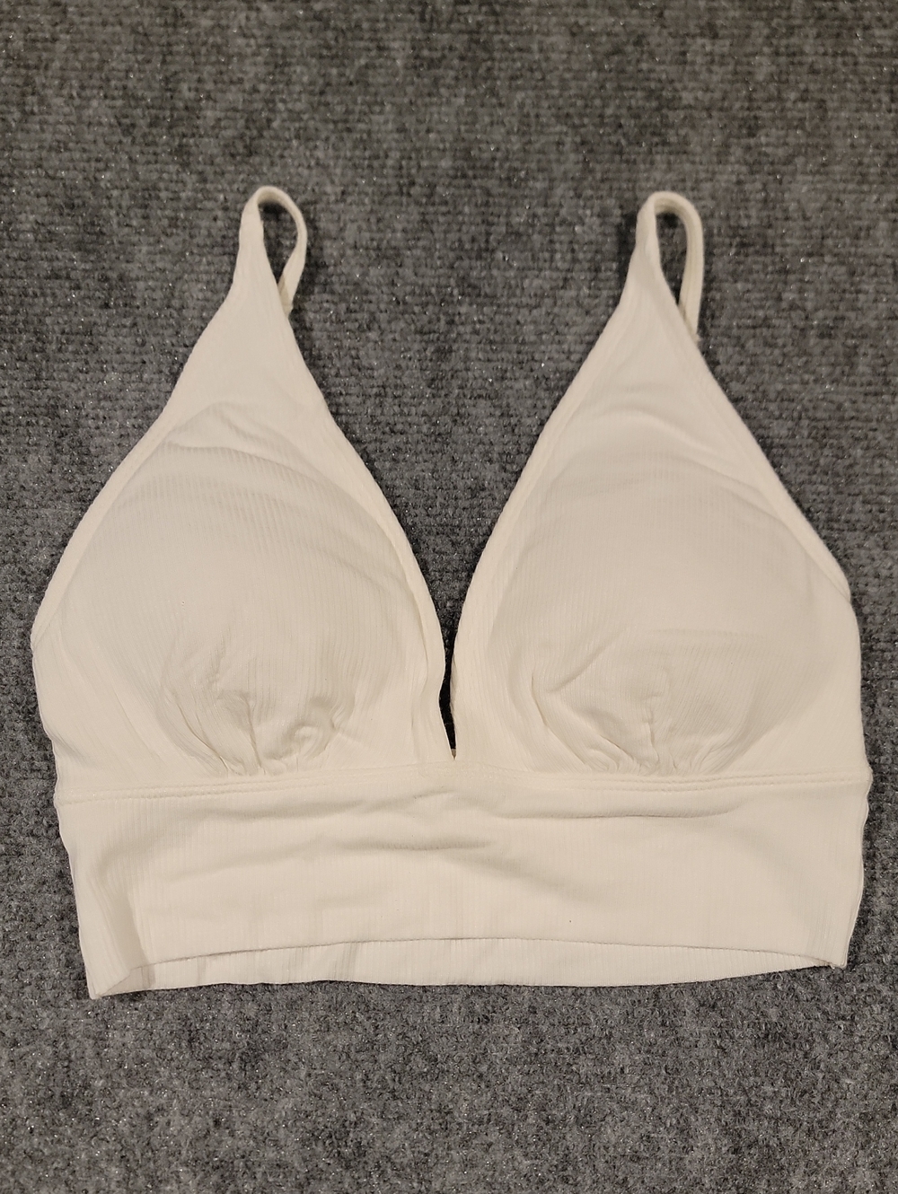 Gilly Hicks Seamless White Bralette - Soft Support Crop Top Medium NWT